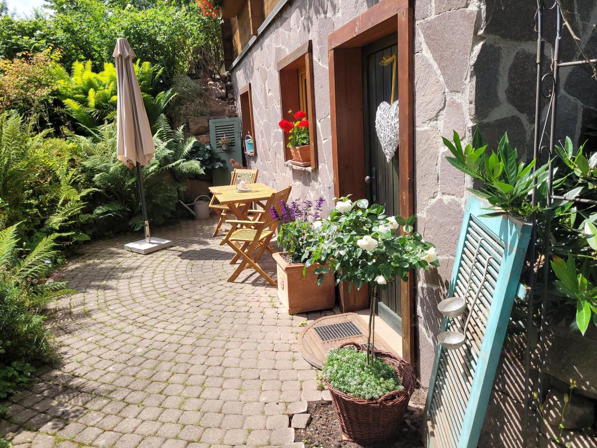 Blick In Den Garten Holzschlag Exterior photo